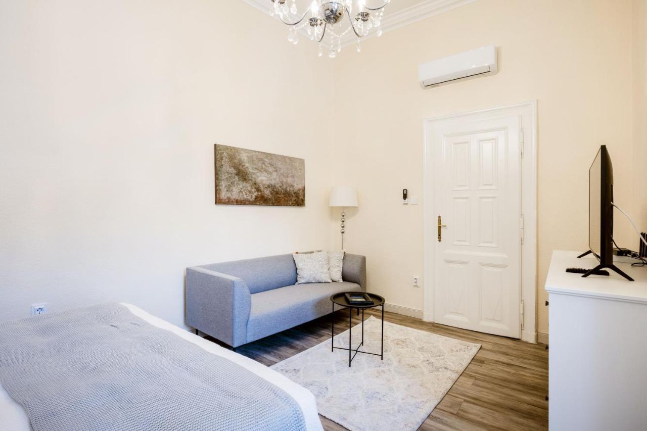 Andrassy 13 Center Apartment Budapest Exterior foto